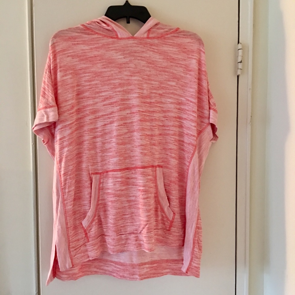 Shirtsleeve pink hoodie